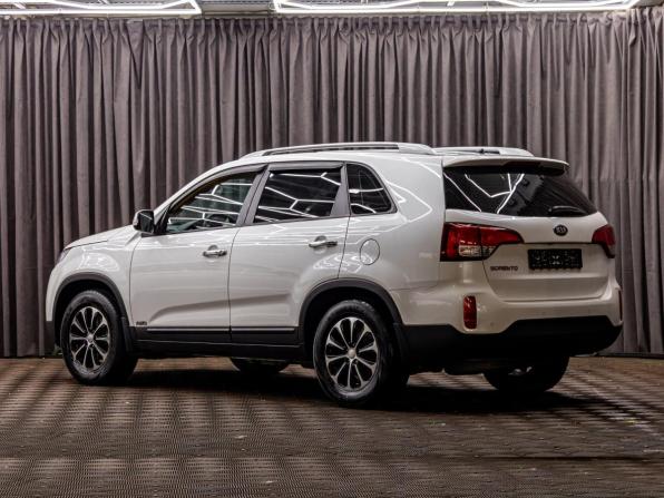 Kia Sorento II Рестайлинг с пробегом 2015 года, цена 1 695 000 рублей, 164256 км, внедорожник, Автокод Объявления