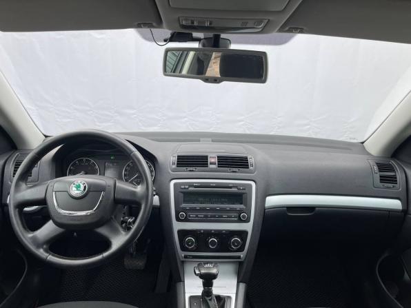 Skoda Octavia II (A5) Рестайлинг с пробегом 2010 года, цена 629 000 рублей, 200735 км, лифтбек, Автокод Объявления