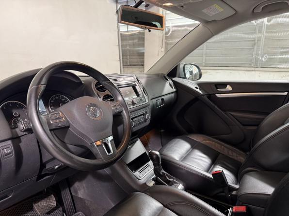 Volkswagen Tiguan I Рестайлинг с пробегом 2011 года, цена 1 649 800 рублей, 110000 км, внедорожник, Автокод Объявления