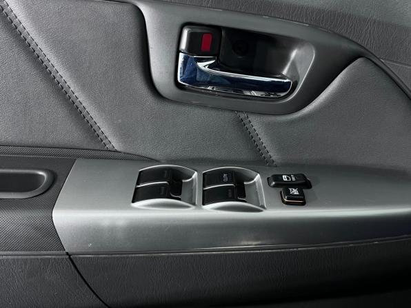 Toyota Hilux VII Рестайлинг с пробегом 2012 года, цена 2 247 000 рублей, 182841 км, пикап, Автокод Объявления