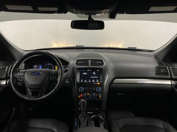 Ford Explorer V Рестайлинг 2 с пробегом 2018 года, цена 3 579 000 рублей, 107500 км, внедорожник, Автокод Объявления