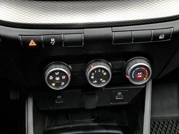 Lada (ВАЗ) Vesta I Рестайлинг (NG) с пробегом 2024 года, цена 1 250 000 рублей, 18746 км, седан, Автокод Объявления