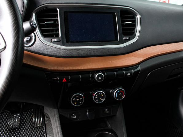 Lada (ВАЗ) Vesta I Рестайлинг (NG) с пробегом 2023 года, цена 1 369 000 рублей, 50350 км, седан, Автокод Объявления