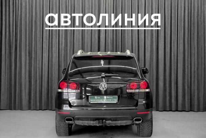 Volkswagen Touareg I Рестайлинг с пробегом 2007 года, цена 1 040 000 рублей, 215000 км, внедорожник, Автокод Объявления
