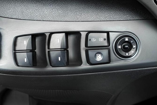 Hyundai Elantra V (MD) Рестайлинг с пробегом 2015 года, цена 959 000 рублей, 282000 км, седан, Автокод Объявления