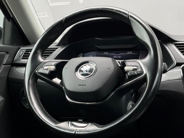 Skoda Superb III Рестайлинг с пробегом 2020 года, цена 1 937 700 рублей, 265226 км, лифтбек, Автокод Объявления