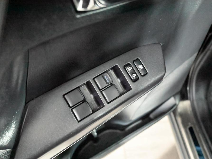 Toyota RAV4 IV (XA40) Рестайлинг Екатеринбург  - изображение 12