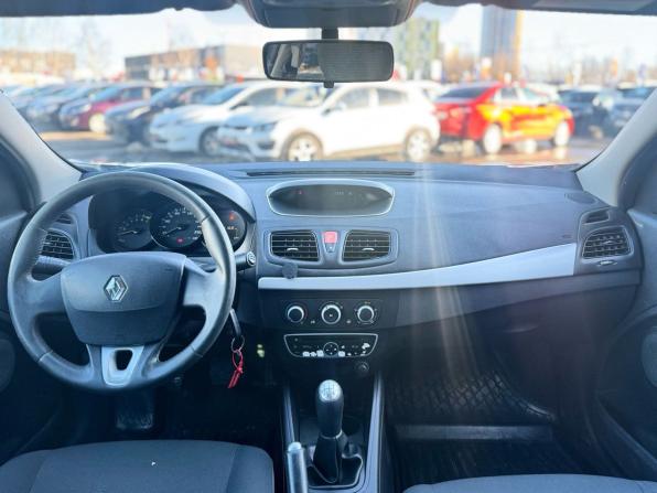 Renault Fluence I с пробегом 2010 года, цена 599 000 рублей, 191170 км, седан, Автокод Объявления