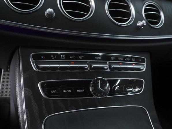 Mercedes-Benz E-Класс V (W213 S213 C238) с пробегом 2019 года, цена 2 900 000 рублей, 159446 км, седан, Автокод Объявления