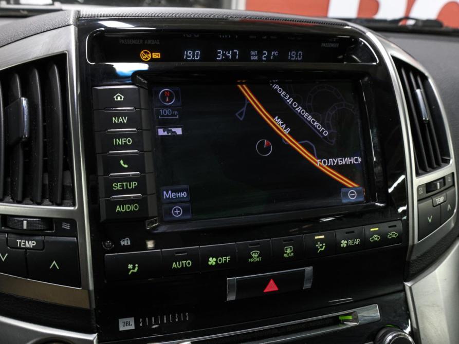 Toyota Land Cruiser 200 Series Рестайлинг 1 Москва  - изображение 18