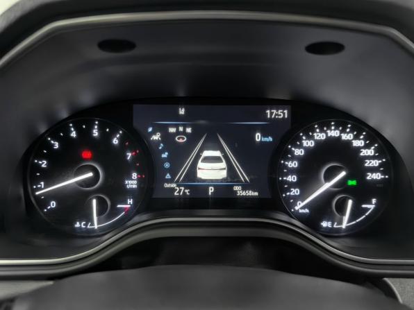 Toyota Avalon V с пробегом 2022 года, цена 3 885 000 рублей, 35658 км, седан, Автокод Объявления