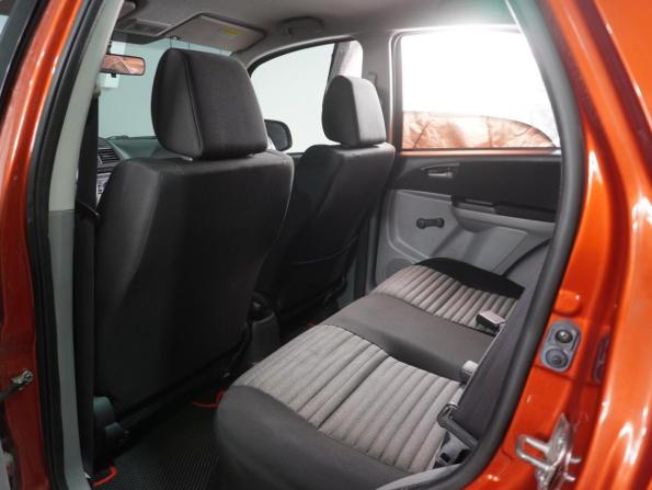 Suzuki SX4 I (Classic) Рестайлинг с пробегом 2013 года, цена 949 000 рублей, 111244 км, хэтчбек, Автокод Объявления