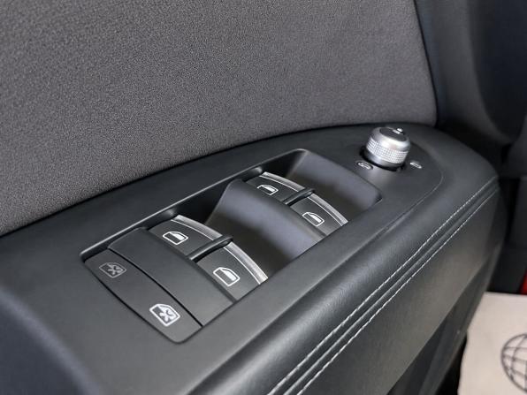 Audi Q7 I (4L) Рестайлинг с пробегом 2012 года, цена 2 149 000 рублей, 246089 км, внедорожник, Автокод Объявления