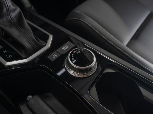 Mitsubishi L200 VI с пробегом 2025 года, цена 5 300 000 рублей, 50 км, пикап, Автокод Объявления