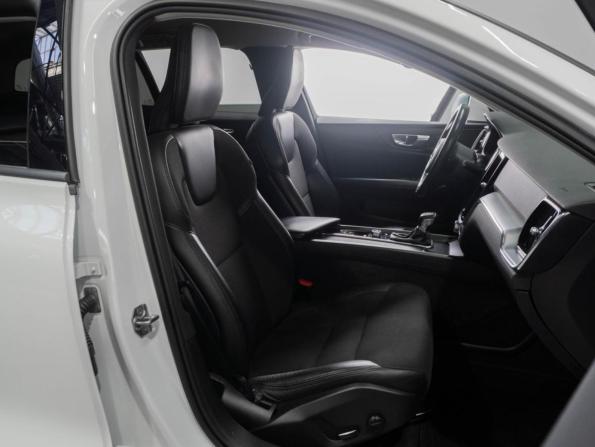 Volvo V60 Cross Country II с пробегом 2020 года, цена 3 299 000 рублей, 107592 км, универсал, Автокод Объявления