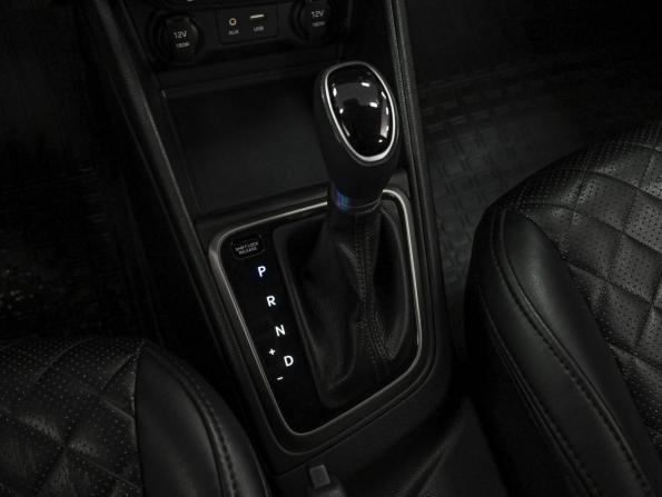 Hyundai Solaris II с пробегом 2018 года, цена 1 523 000 рублей, 146485 км, седан, Автокод Объявления