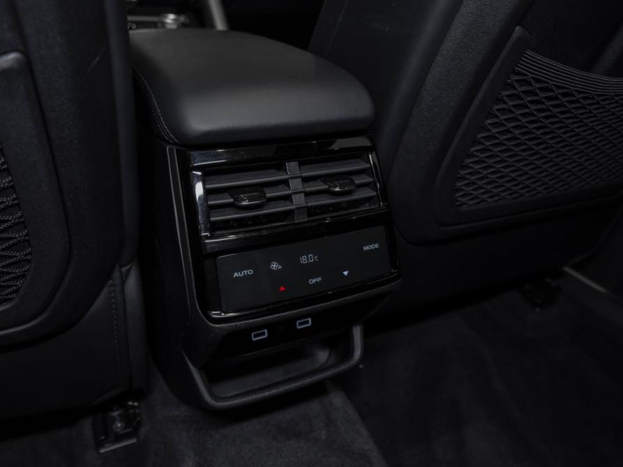 Geely Monjaro I Москва  - изображение 15