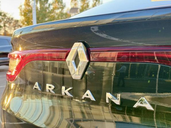 Renault Arkana I с пробегом 2020 года, цена 1 638 000 рублей, 74235 км, внедорожник, Автокод Объявления