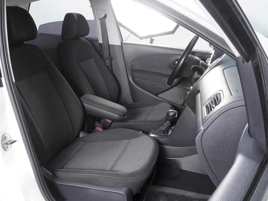 Volkswagen Polo V Рестайлинг Ростов-на-Дону  - изображение 8