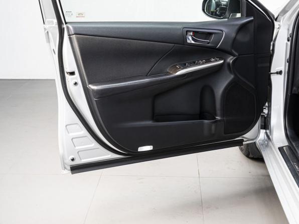 Toyota Camry VII (XV50) Рестайлинг с пробегом 2015 года, цена 1 940 000 рублей, 128479 км, седан, Автокод Объявления