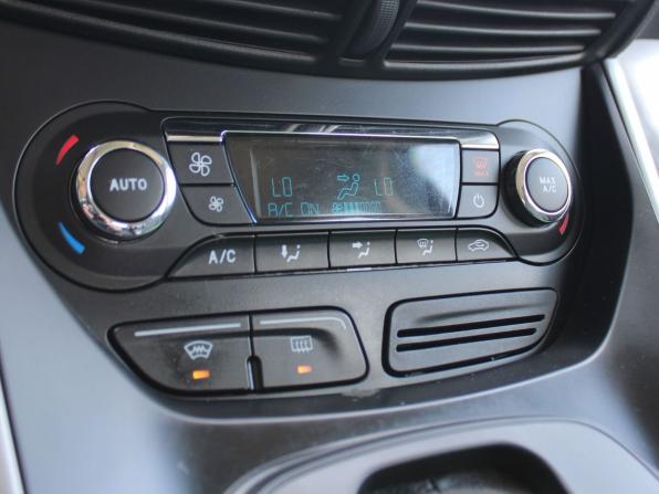 Ford Kuga II с пробегом 2015 года, цена 1 429 000 рублей, 165337 км, внедорожник, Автокод Объявления