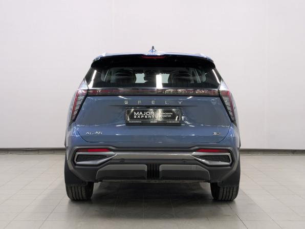 Geely Atlas II с пробегом 2024 года, цена 2 990 000 рублей, 36808 км, внедорожник, Автокод Объявления