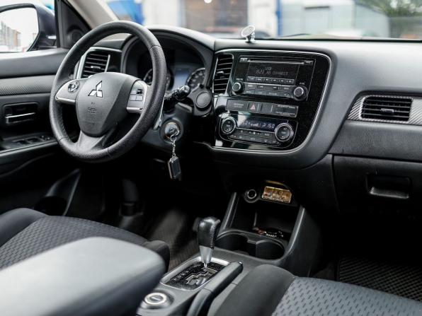 Mitsubishi Outlander III с пробегом 2012 года, цена 1 319 000 рублей, 246620 км, внедорожник, Автокод Объявления