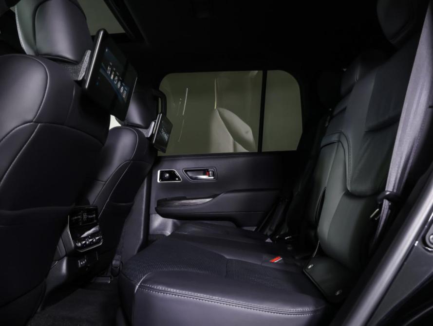 Toyota Land Cruiser 300 Series Москва  - изображение 11