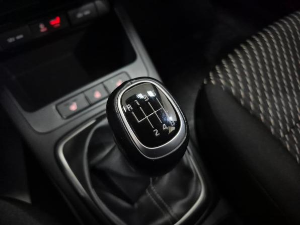 Kia Rio IV с пробегом 2018 года, цена 1 480 000 рублей, 63234 км, хэтчбек, Автокод Объявления