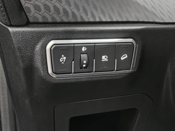 Haval F7 I Рестайлинг с пробегом 2023 года, цена 2 122 000 рублей, 61119 км, внедорожник, Автокод Объявления