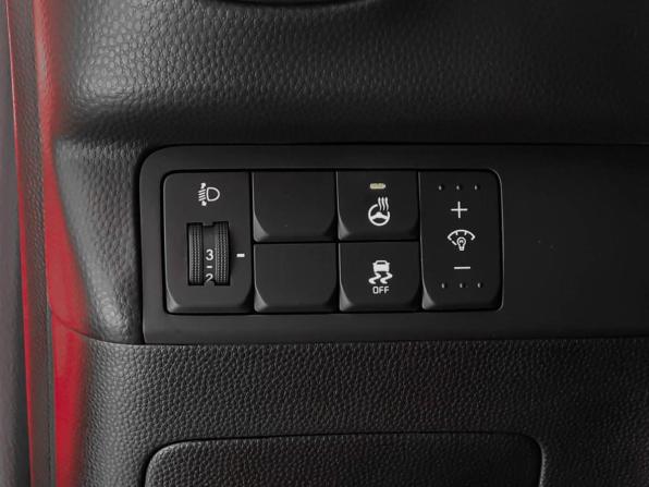 Kia Soul II Рестайлинг с пробегом 2018 года, цена 1 615 000 рублей, 77000 км, хэтчбек, Автокод Объявления