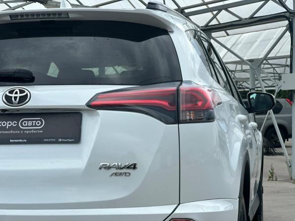 Toyota RAV4 IV (XA40) Рестайлинг с пробегом 2019 года, цена 2 052 000 рублей, 122177 км, внедорожник, Автокод Объявления