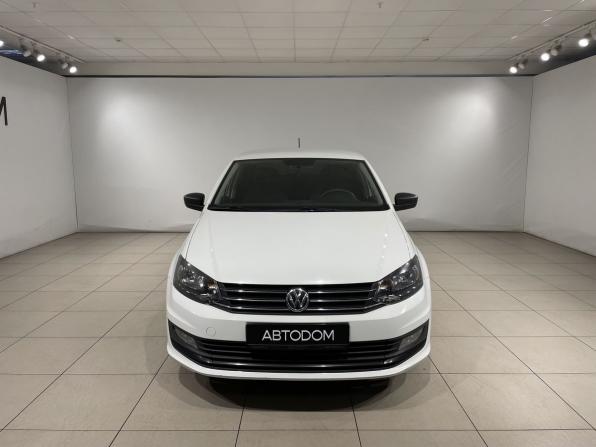 Volkswagen Polo V Рестайлинг с пробегом 2018 года, цена 949 000 рублей, 123705 км, седан, Автокод Объявления
