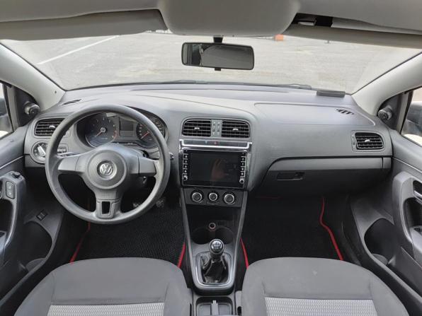 Volkswagen Polo V с пробегом 2013 года, цена 695 000 рублей, 176943 км, седан, Автокод Объявления