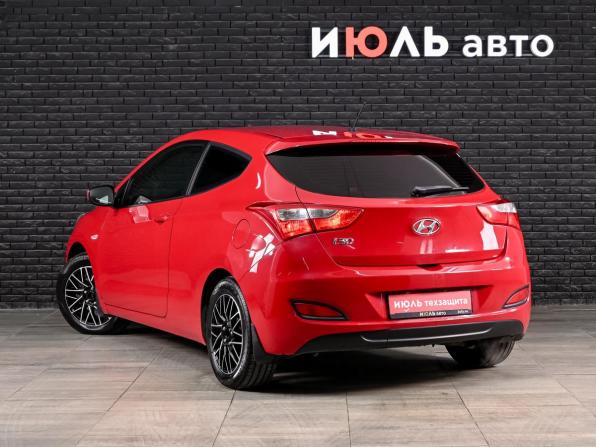 Hyundai i30 II с пробегом 2013 года, цена 1 000 000 рублей, 146551 км, хэтчбек, Автокод Объявления