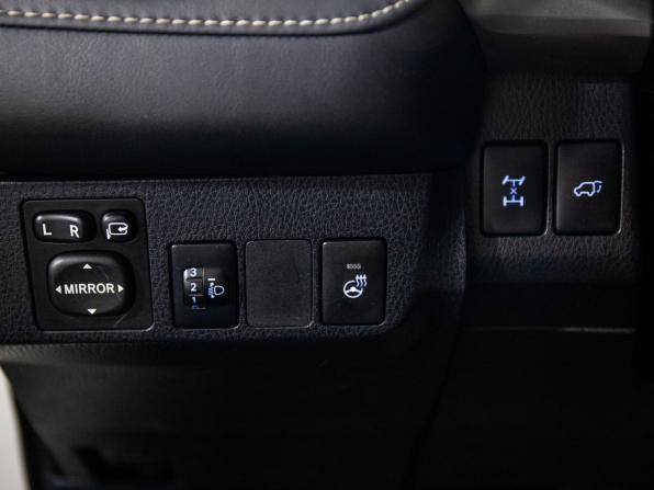 Toyota RAV4 IV (XA40) Рестайлинг с пробегом 2016 года, цена 1 649 500 рублей, 206964 км, внедорожник, Автокод Объявления
