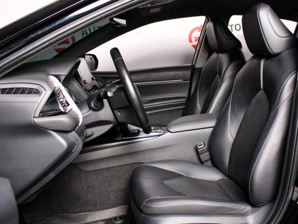 Toyota Camry VIII (XV70) Рестайлинг с пробегом 2021 года, цена 3 050 000 рублей, 71300 км, седан, Автокод Объявления
