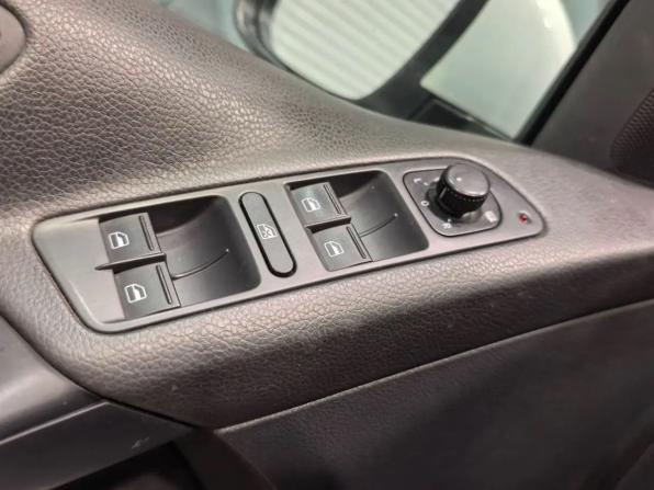 Volkswagen Tiguan I Рестайлинг с пробегом 2014 года, цена 1 090 000 рублей, 178600 км, внедорожник, Автокод Объявления