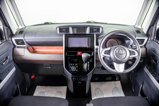 Toyota Roomy I с пробегом 2019 года, цена 1 349 000 рублей, 51000 км, микровэн, Автокод Объявления