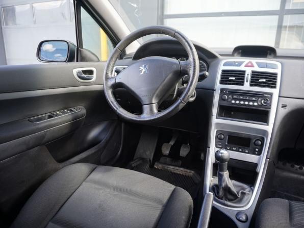 Peugeot 307 I Рестайлинг с пробегом 2006 года, цена 450 000 рублей, 323843 км, хэтчбек, Автокод Объявления