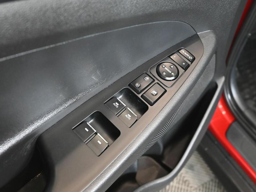 Hyundai Tucson III Рестайлинг Екатеринбург  - изображение 15