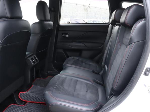 Mitsubishi Outlander III Рестайлинг 3 с пробегом 2020 года, цена 2 100 000 рублей, 168347 км, внедорожник, Автокод Объявления
