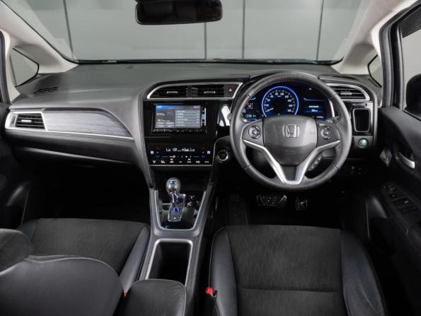 Honda Shuttle II с пробегом 2015 года, цена 1 470 000 рублей, 113721 км, универсал, Автокод Объявления