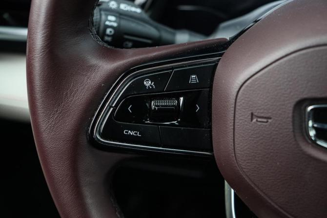 Geely Monjaro I с пробегом 2022 года, цена 3 250 000 рублей, 31272 км, внедорожник, Автокод Объявления