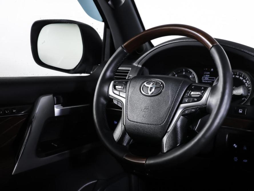 Toyota Land Cruiser 200 Series Рестайлинг 2 Москва  - изображение 13