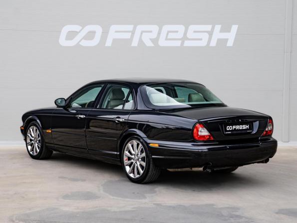 Jaguar XJ III (X350/X358) с пробегом 2003 года, цена 2 120 000 рублей, 252895 км, седан, Автокод Объявления