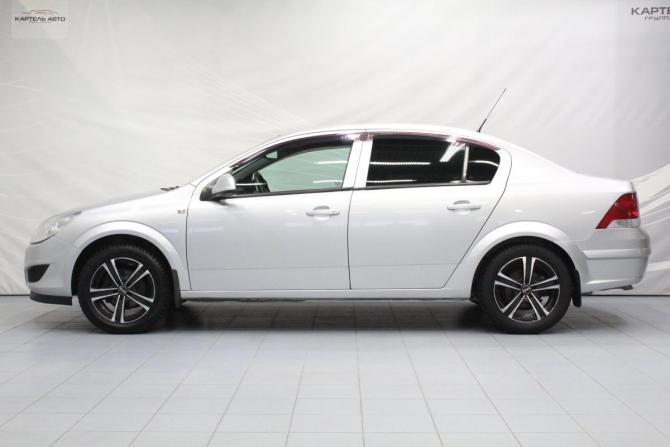 Opel Astra H Рестайлинг с пробегом 2012 года, цена 590 000 рублей, 233528 км, седан, Автокод Объявления