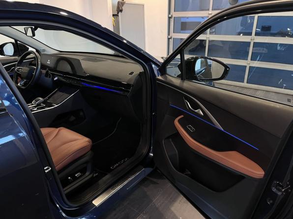 Omoda C5 I с пробегом 2023 года, цена 1 850 000 рублей, 28125 км, внедорожник, Автокод Объявления