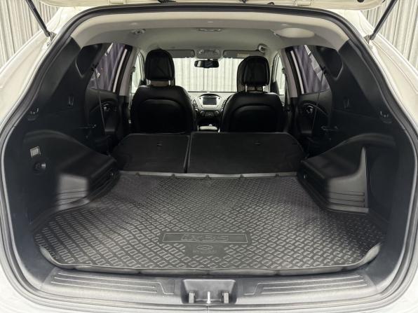 Hyundai ix35 I Рестайлинг с пробегом 2013 года, цена 1 350 000 рублей, 203505 км, внедорожник, Автокод Объявления