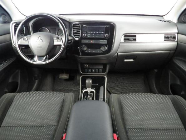 Mitsubishi Outlander III Рестайлинг 2 с пробегом 2017 года, цена 1 760 000 рублей, 143000 км, внедорожник, Автокод Объявления